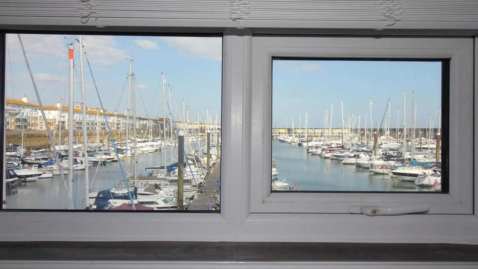 Chic Apartment In The Heart Of Brighton Marina 0*,  United Kingdom